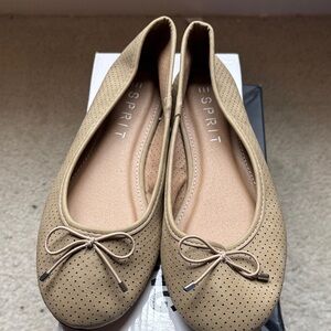 Esprit Women's Beige Perforated Ballet Flats with Bow